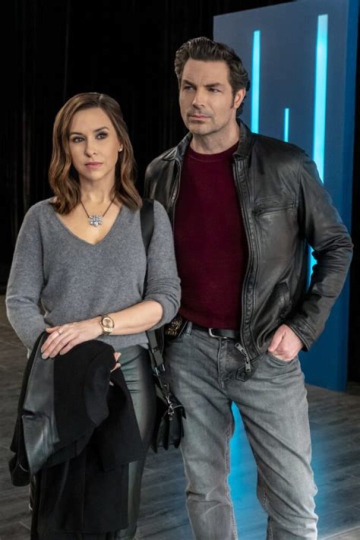 Brennan Elliott – Celebsgraphy