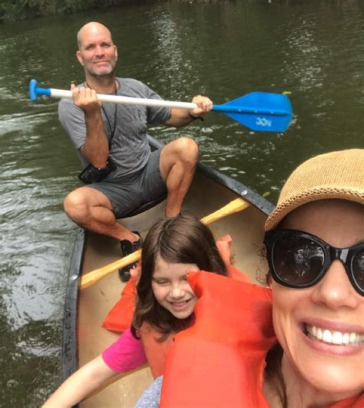 Bruce Bennett Net Worth, Age, Height, Wife