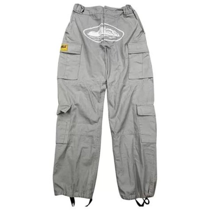 Corteiz Cargos – Redefining Style and Functionality