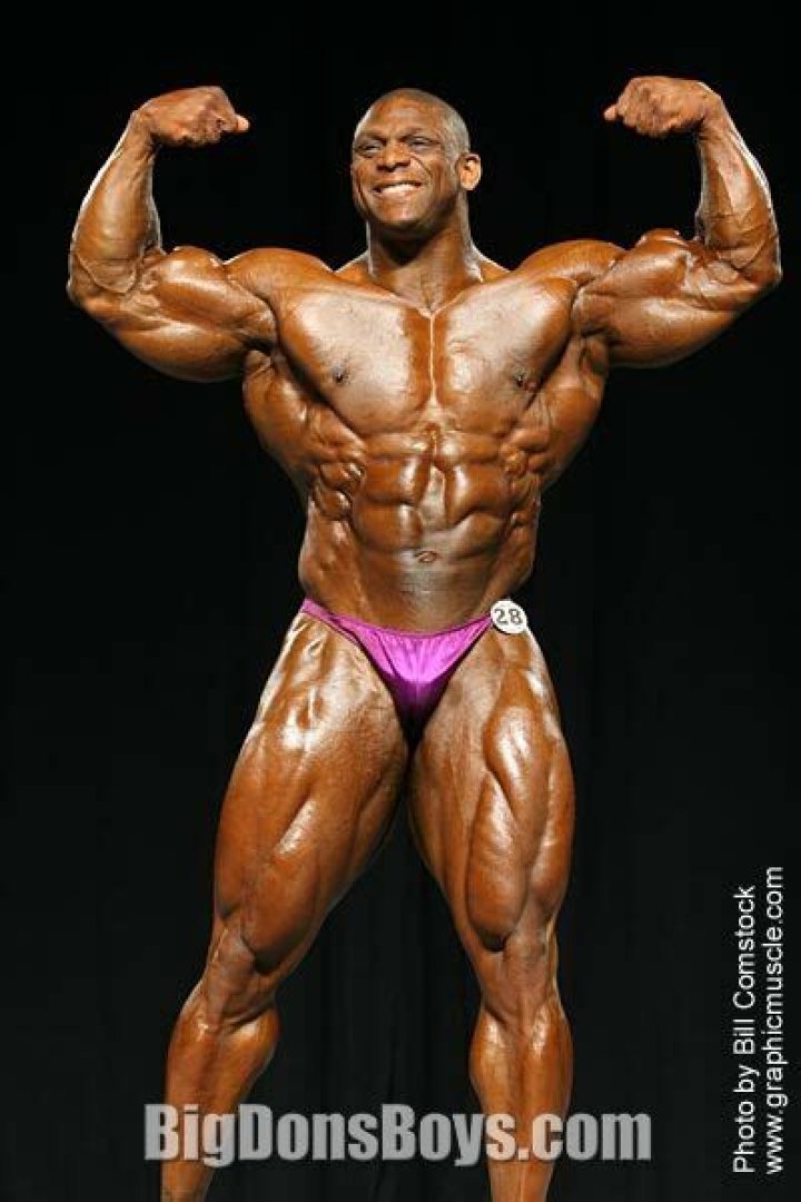 How tall is Quincy Taylor