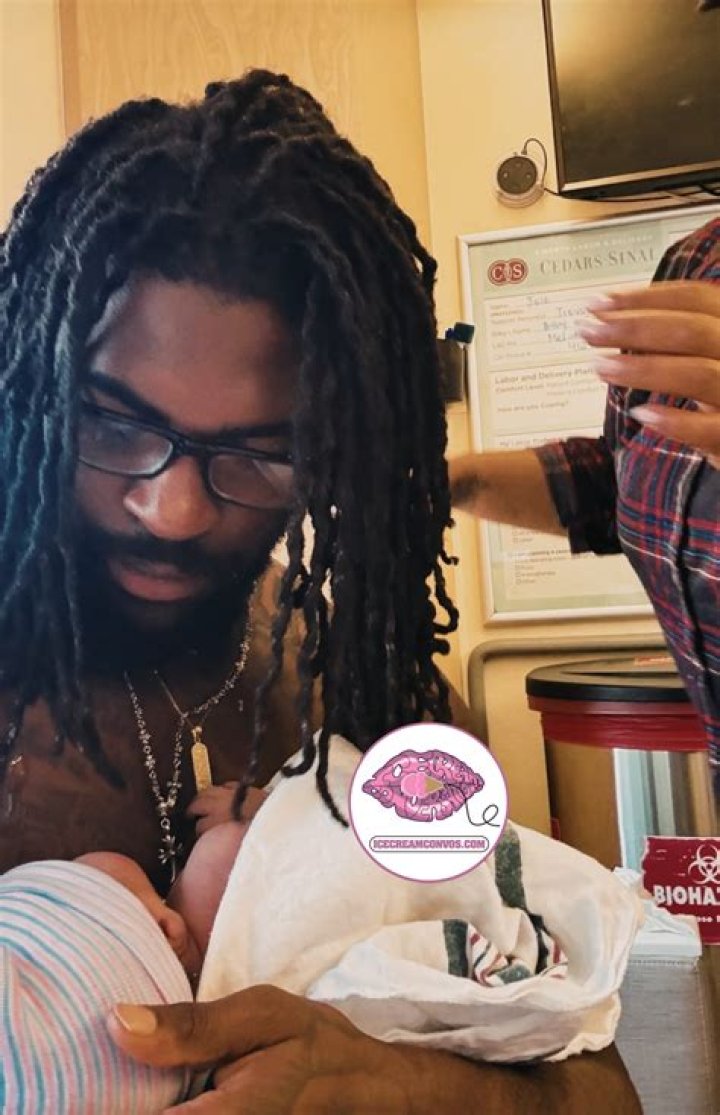 Joie Chavis – Celebsgraphy