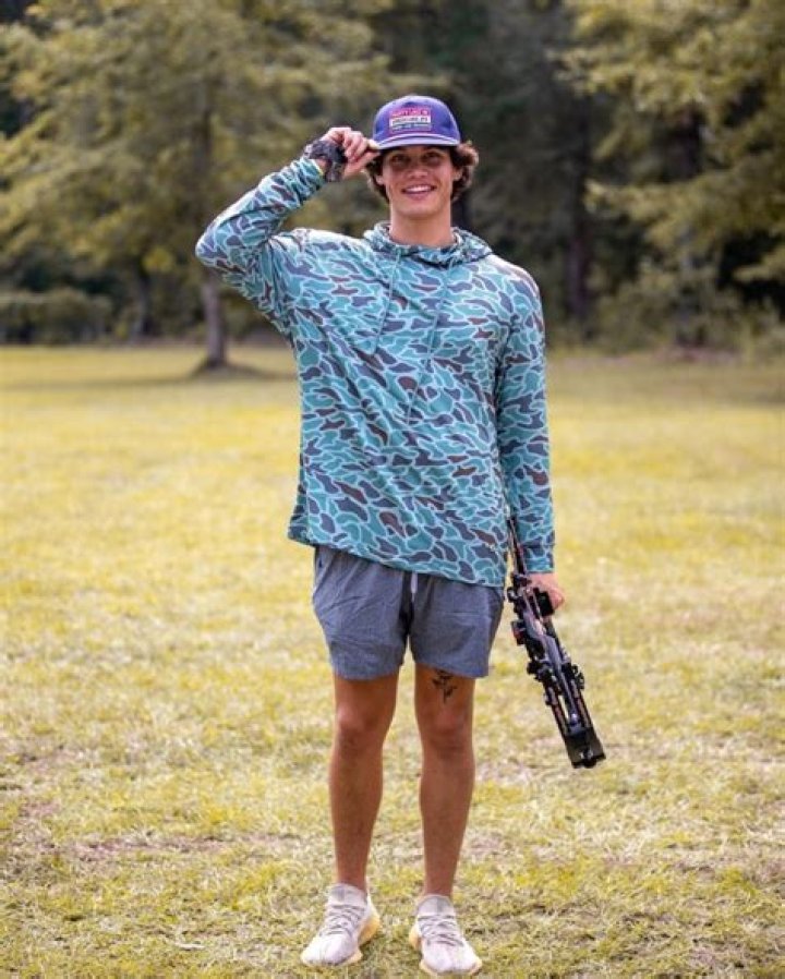 Konnor Jung Age | Wiki, Net worth, Bio, Height, Girlfriend