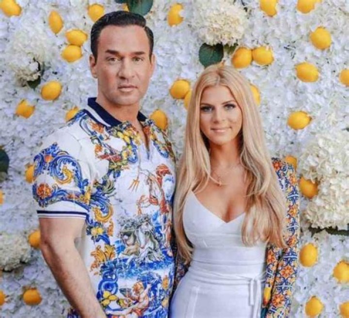  Lauren Pesce (Mike “The Situation” Sorrentino Wife) Age, Family
